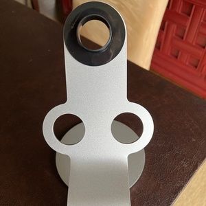 Dyson hairdryer stand